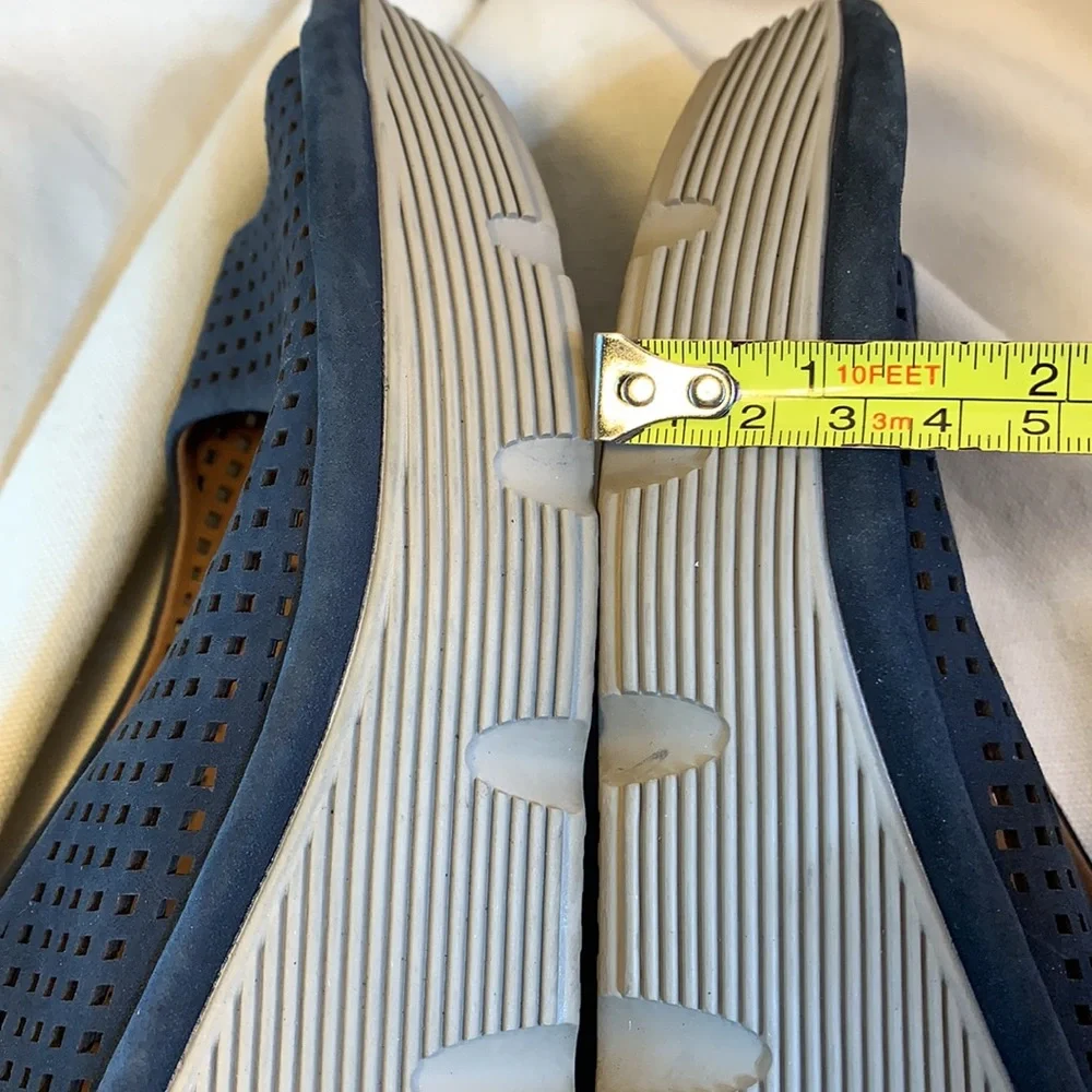 Clarks almost NEW, worn once leather ankle strap